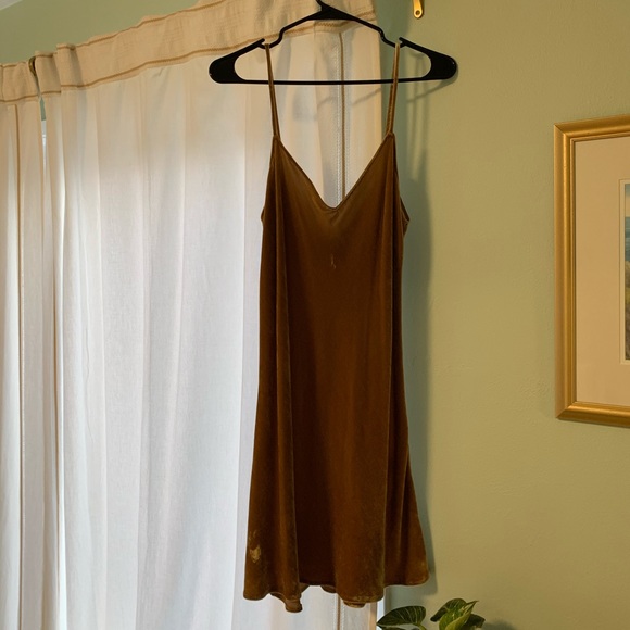 Reformation Larson velvet dress 💛 - Picture 2 of 4